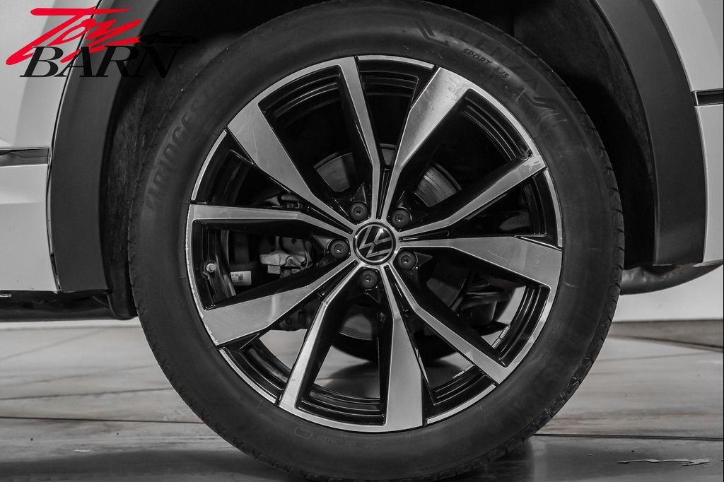 used 2024 Volkswagen Atlas car, priced at $37,750