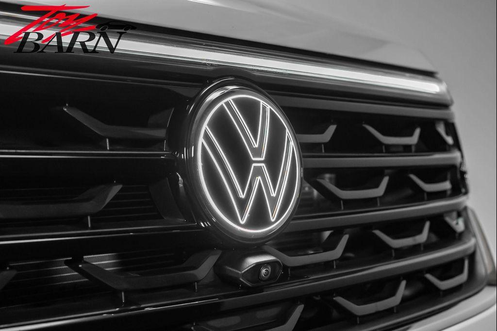 used 2024 Volkswagen Atlas car, priced at $37,750
