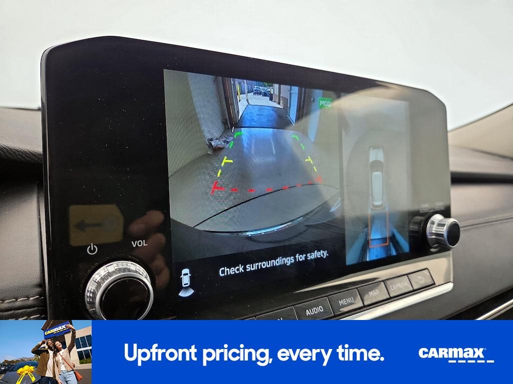used 2024 Mitsubishi Outlander car, priced at $24,998