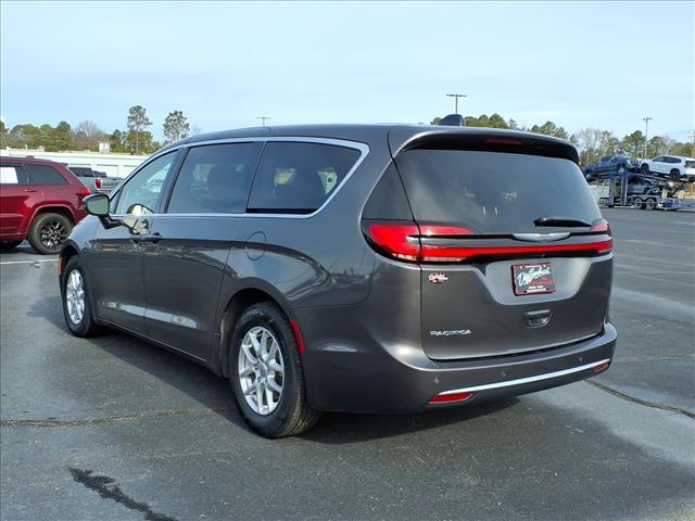 used 2023 Chrysler Pacifica car, priced at $24,995