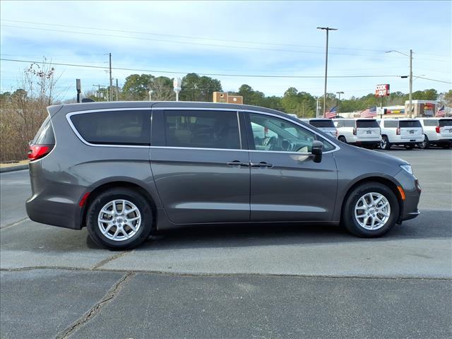 used 2023 Chrysler Pacifica car, priced at $24,995