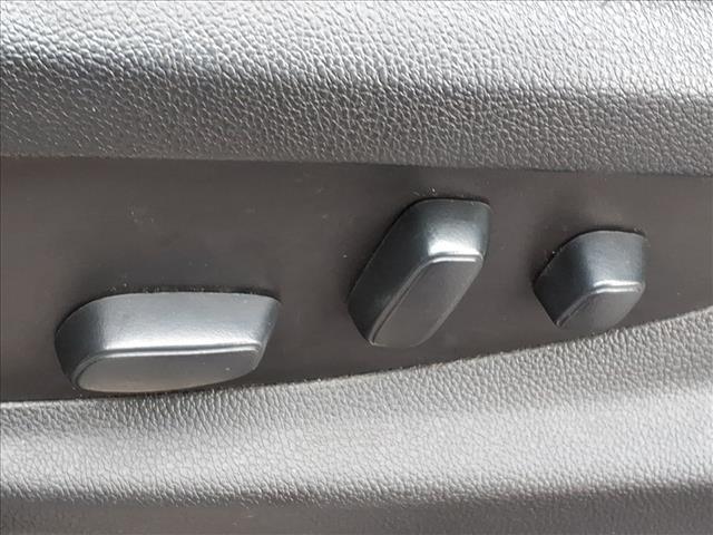 used 2019 GMC Yukon XL car, priced at $32,972