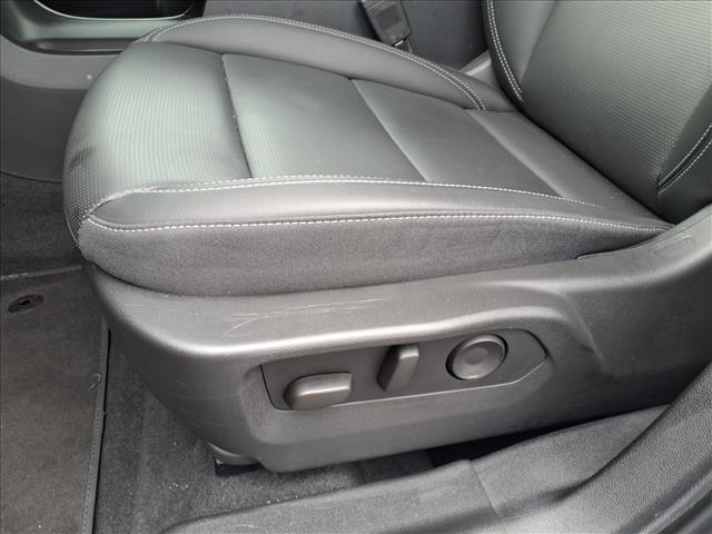 used 2025 Buick Envision car, priced at $29,995