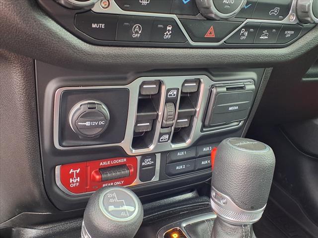 used 2025 Jeep Gladiator car, priced at $43,027