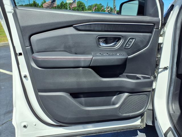 used 2025 Honda Pilot car, priced at $50,773