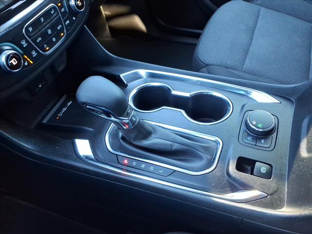 used 2023 Chevrolet Traverse car, priced at $25,736