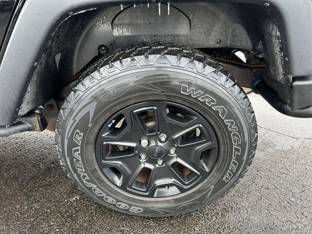 used 2013 Jeep Wrangler Unlimited car, priced at $13,990