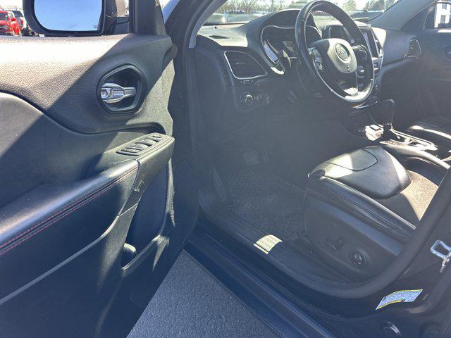 used 2021 Jeep Cherokee car, priced at $19,490