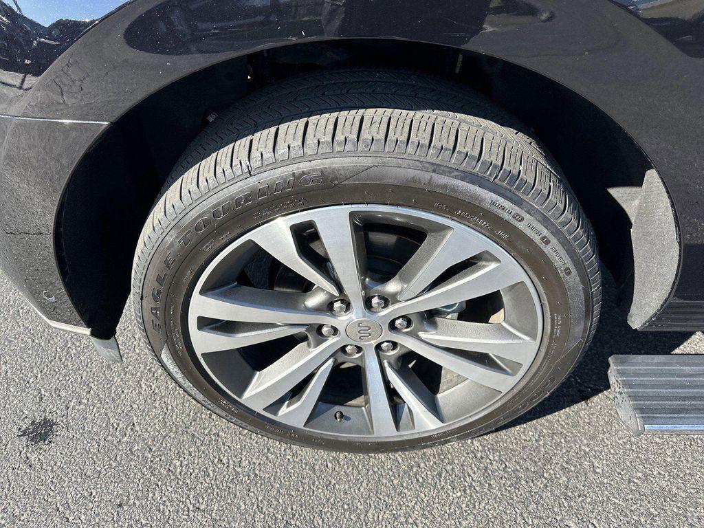 used 2020 Ford Expedition car, priced at $33,990