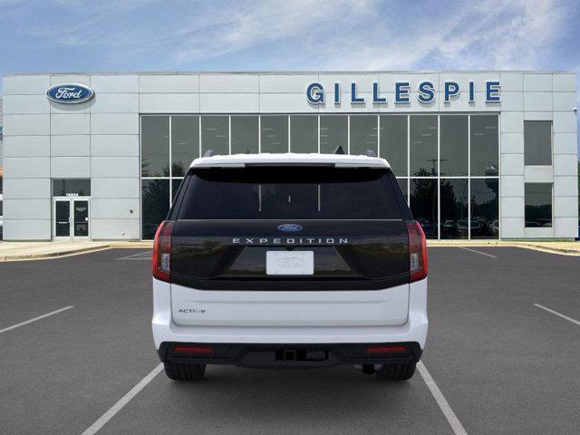 new 2025 Ford Expedition car, priced at $67,990