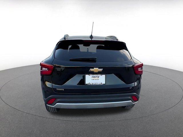 used 2025 Chevrolet Trax car, priced at $18,941
