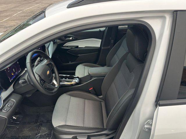 used 2025 Chevrolet Trax car, priced at $19,188