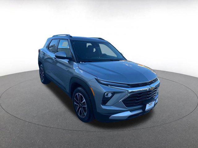 used 2025 Chevrolet TrailBlazer car, priced at $20,820