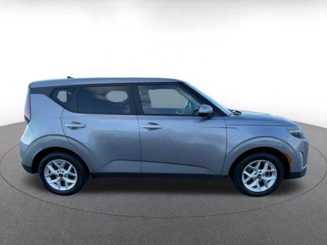 used 2025 Kia Soul car, priced at $16,706