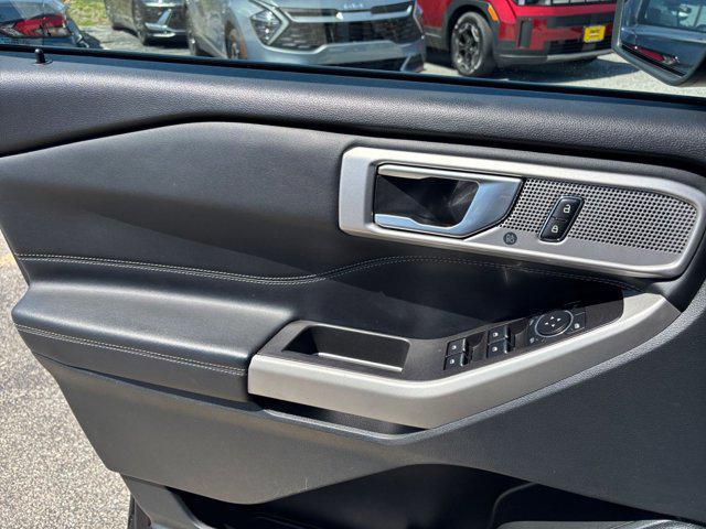used 2024 Ford Explorer car, priced at $25,861