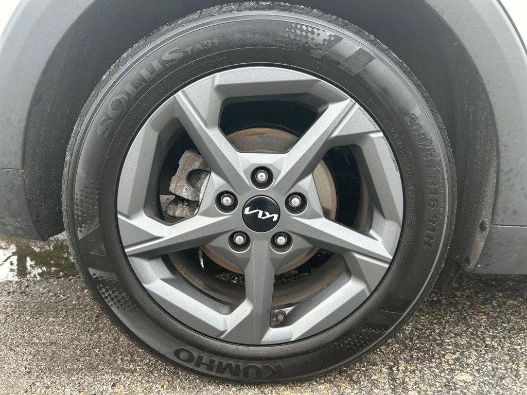 used 2025 Kia K4 car, priced at $19,990