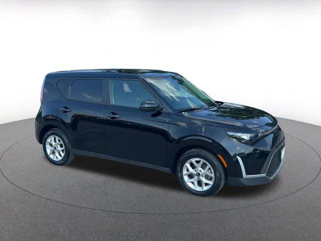 used 2025 Kia Soul car, priced at $17,798