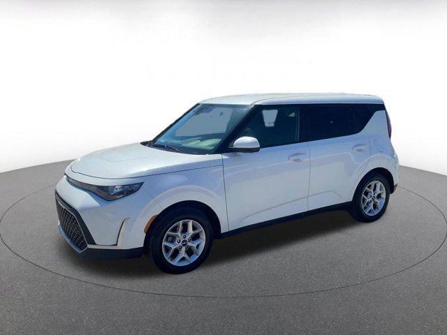 used 2025 Kia Soul car, priced at $19,178