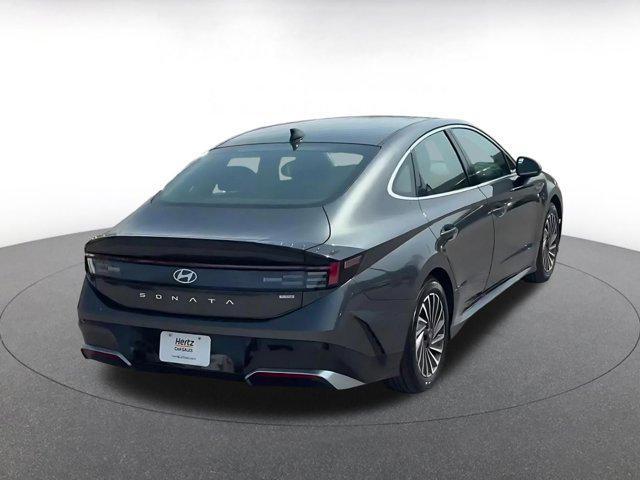 used 2025 Hyundai Sonata Hybrid car, priced at $25,635