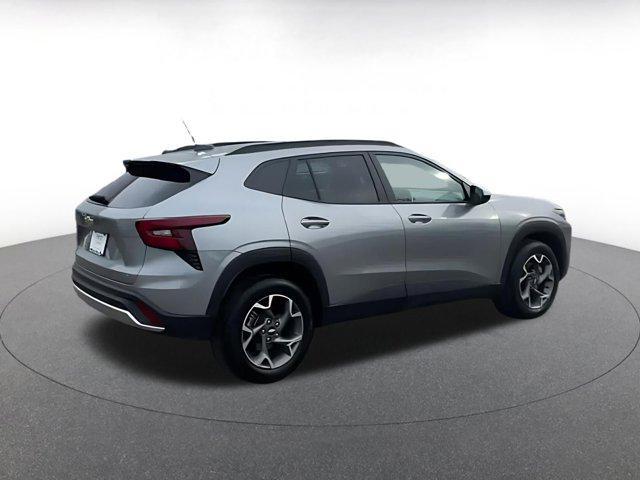 used 2025 Chevrolet Trax car, priced at $19,092