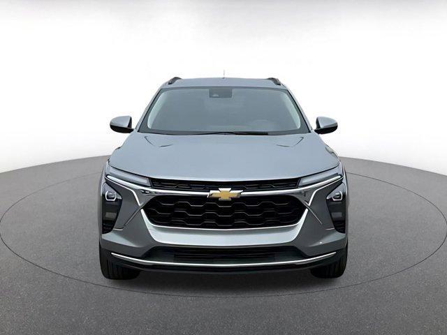 used 2025 Chevrolet Trax car, priced at $19,092