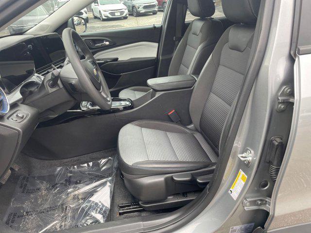 used 2025 Chevrolet Trax car, priced at $19,092
