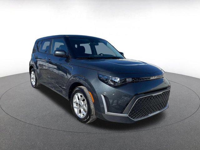 used 2025 Kia Soul car, priced at $17,644