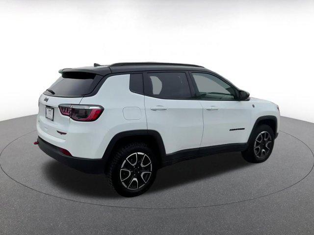 used 2025 Jeep Compass car, priced at $23,464