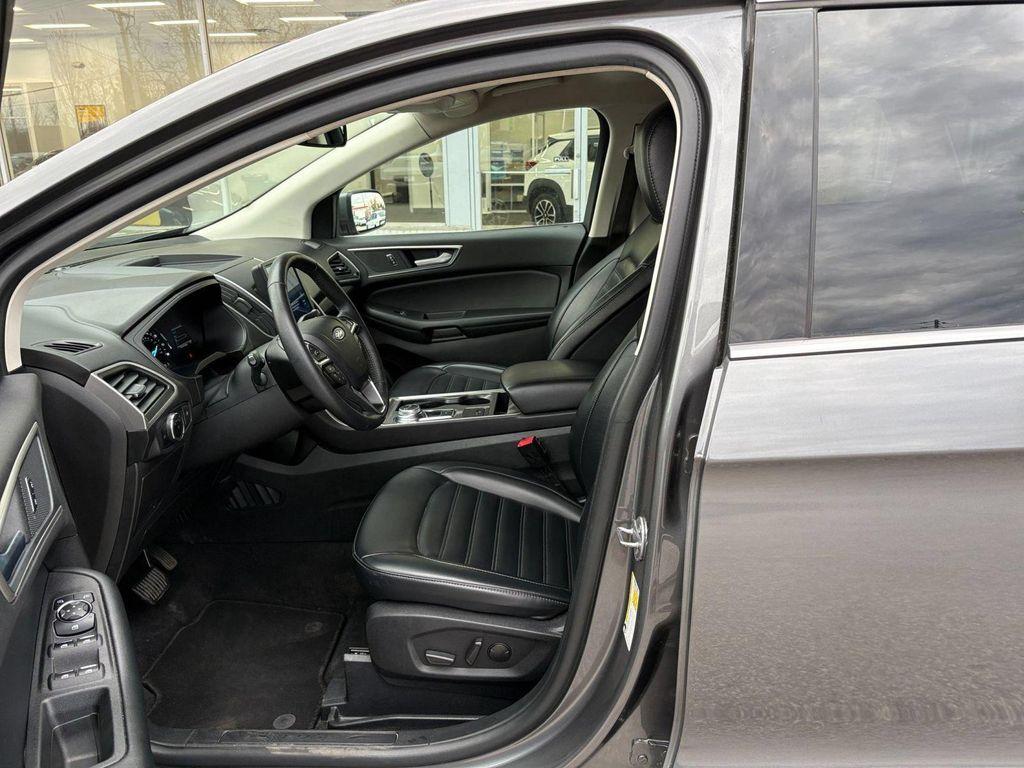 used 2024 Ford Edge car, priced at $20,499