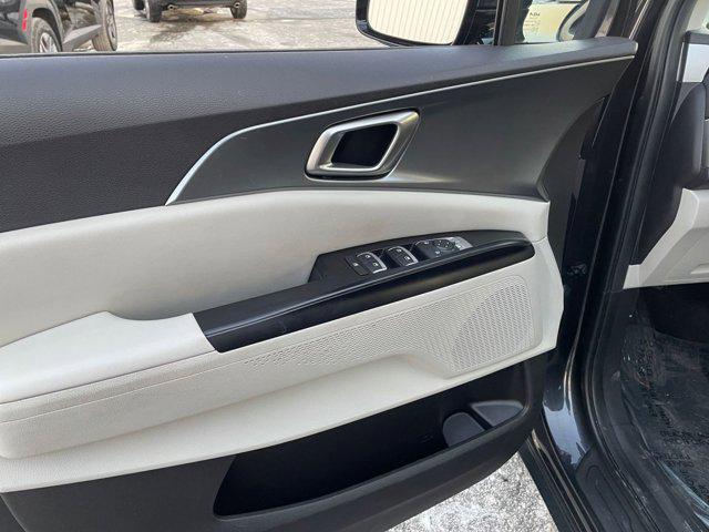 used 2023 Kia Carnival car, priced at $24,063