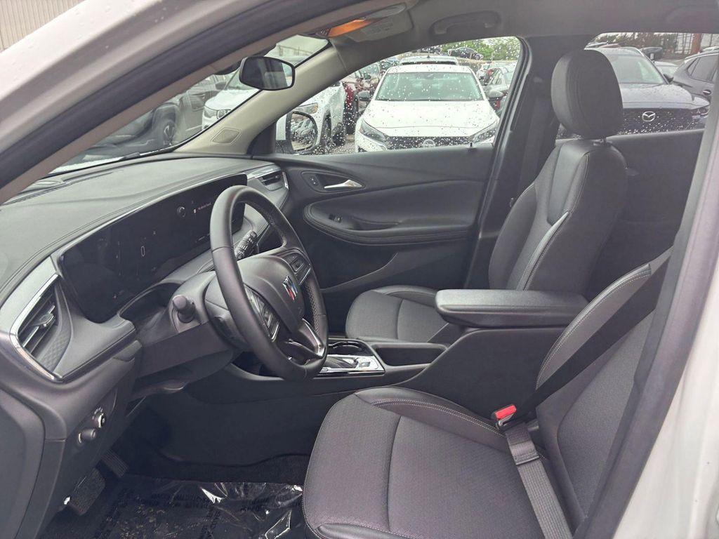 used 2025 Buick Encore GX car, priced at $19,990