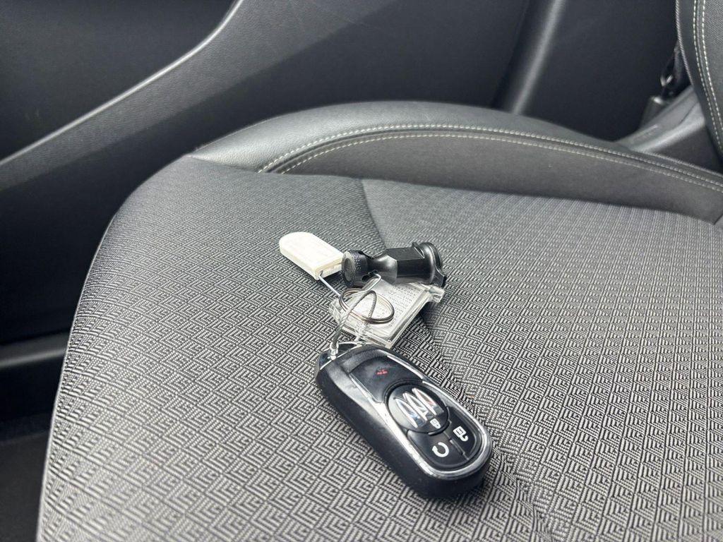 used 2025 Buick Encore GX car, priced at $19,990