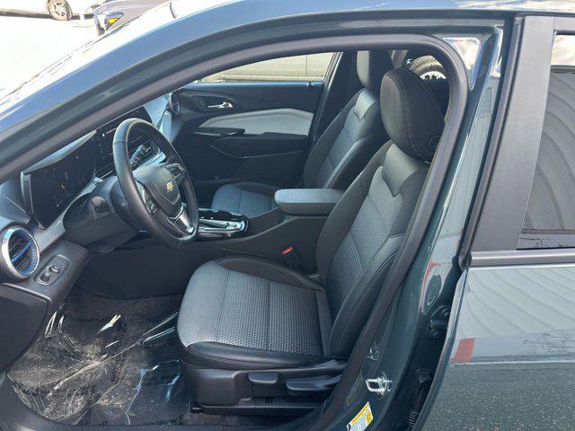 used 2025 Chevrolet Trax car, priced at $19,562