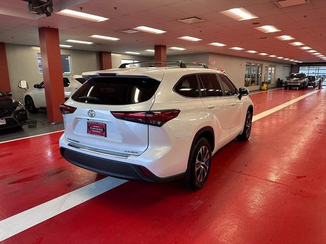 used 2023 Toyota Highlander car, priced at $35,995
