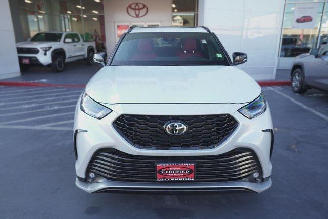 used 2022 Toyota Highlander car, priced at $36,995