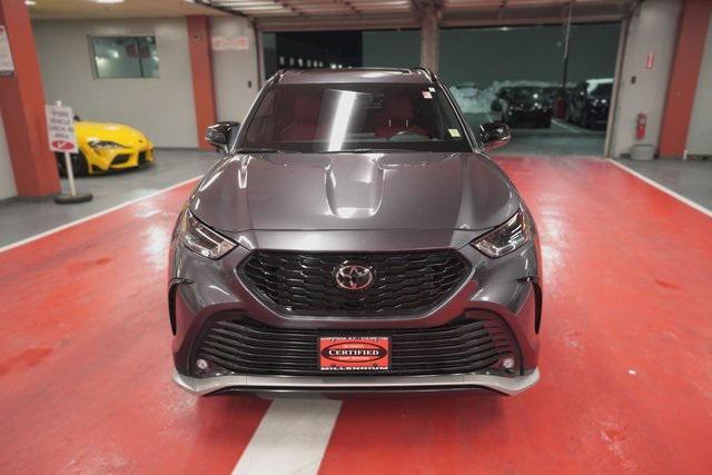 used 2023 Toyota Highlander car, priced at $39,995