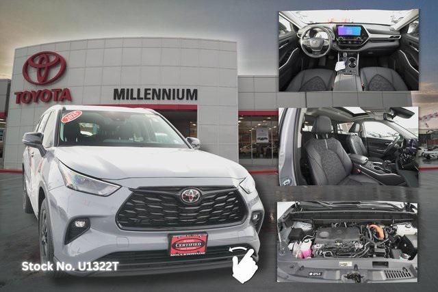 used 2025 Toyota Highlander Hybrid car, priced at $46,995