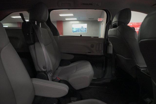 used 2023 Toyota Sienna car, priced at $39,995