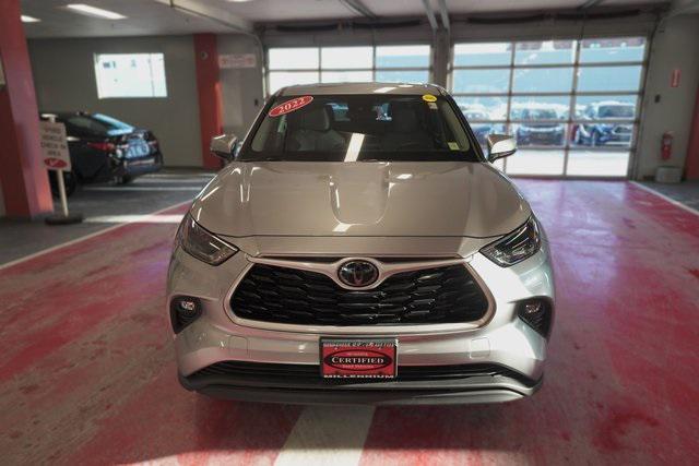 used 2022 Toyota Highlander car, priced at $29,995