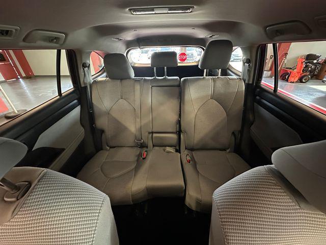 used 2021 Toyota Highlander car, priced at $29,995