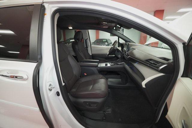 used 2024 Toyota Sienna car, priced at $51,995