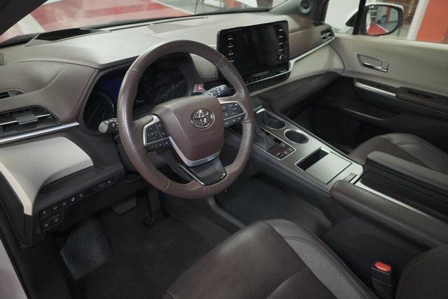 used 2024 Toyota Sienna car, priced at $51,995