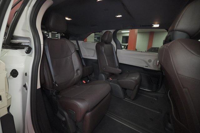 used 2024 Toyota Sienna car, priced at $51,995