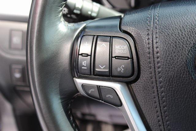 used 2019 Toyota Highlander car, priced at $25,995