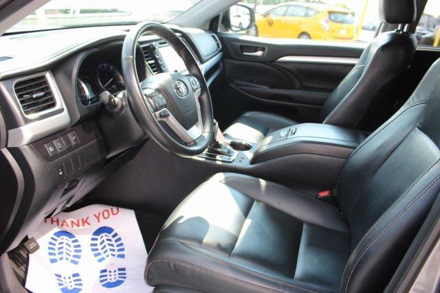 used 2019 Toyota Highlander car, priced at $25,995