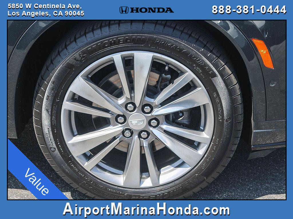 used 2021 Cadillac XT6 car, priced at $32,500