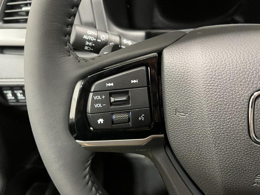 new 2026 Honda Odyssey car, priced at $44,290