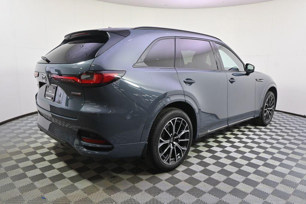 used 2025 Mazda CX-70 car, priced at $43,338