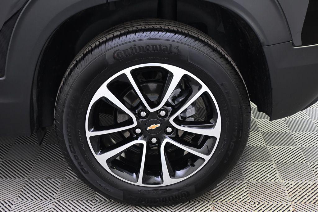 used 2025 Chevrolet TrailBlazer car, priced at $22,988