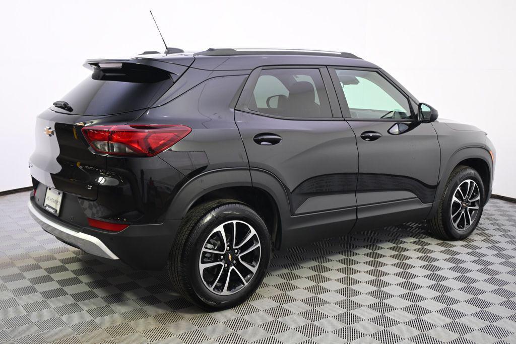 used 2025 Chevrolet TrailBlazer car, priced at $22,988